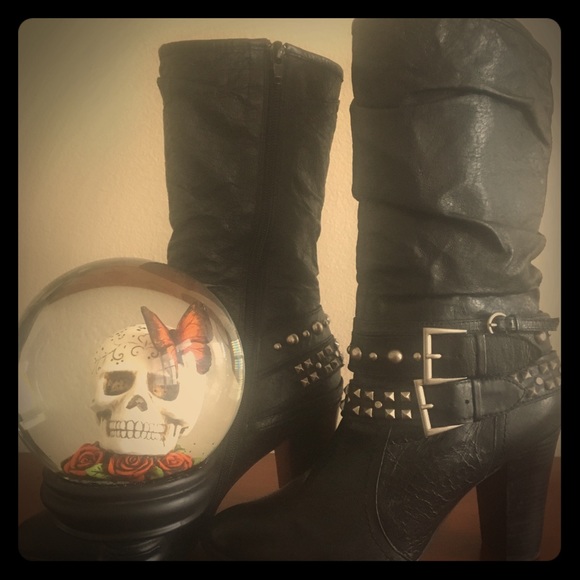 a.n.a Shoes - Crushed Leather Black Boots